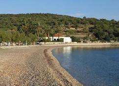 Tenara - in Center & Close to the sea - SA1 - Vis - Playa