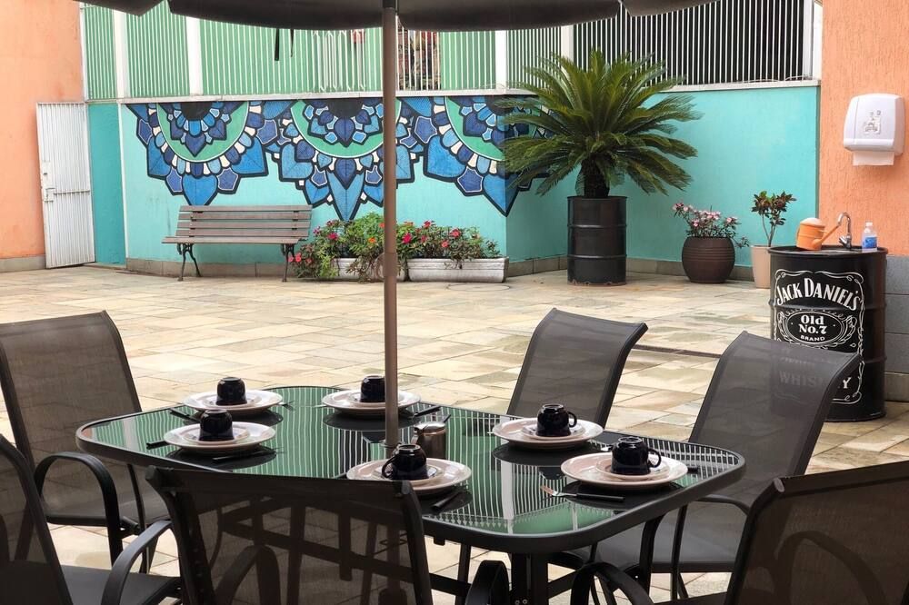 Zen Garden Hostel Mirandópolis - סאו פאולו - פטיו
