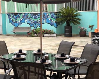 Zen Garden Hostel Mirandopolis - São Paulo - Pátio