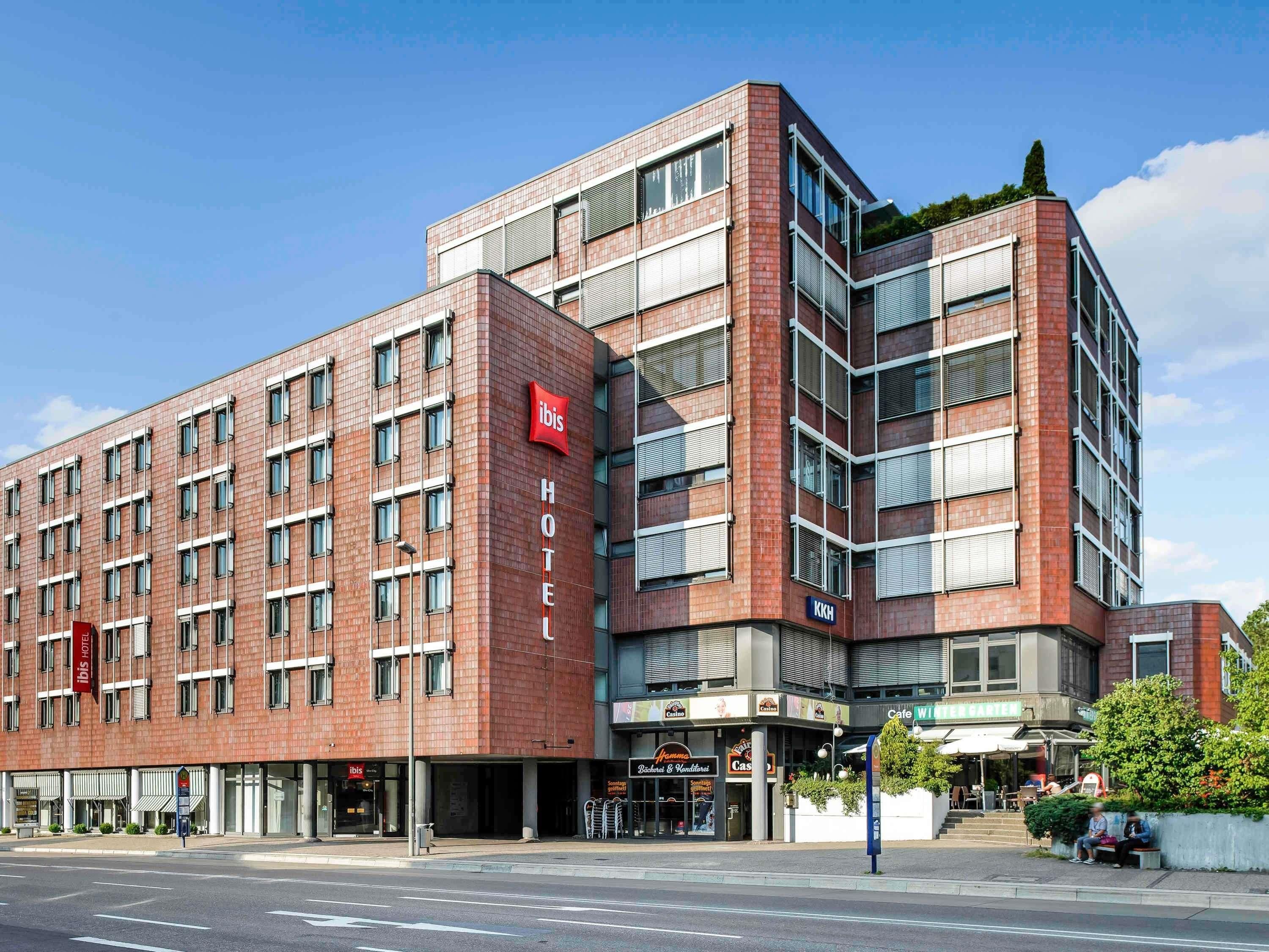 Ibis Ulm City - אולם - בניין