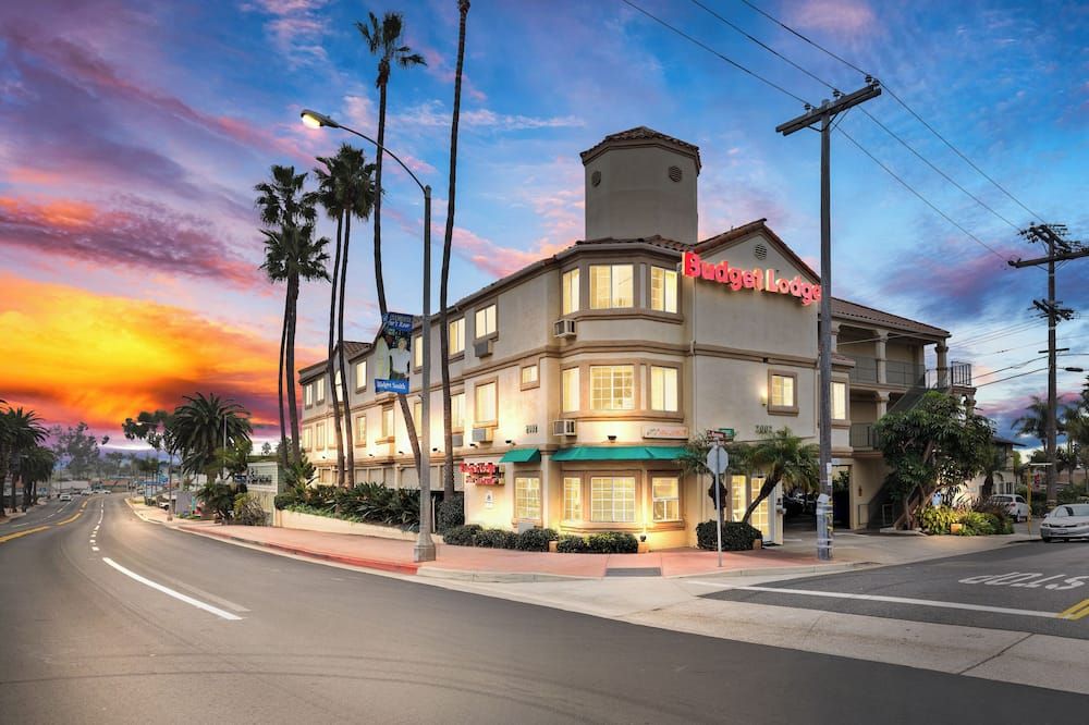 Americas Best Value Inn San Clemente Beach thumbnail 2