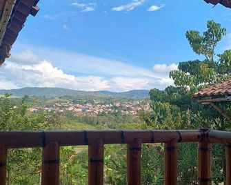 Hotel La Montoya - Curití - Balcón