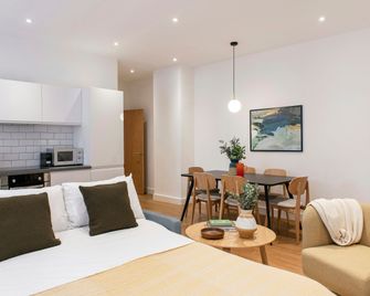 Cove Minshull Street - מנצ'סטר - סלון