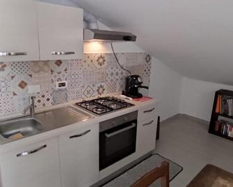 La casa delle stagioni - L’Aquila - Kitchen