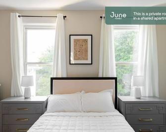 3 Bedroom Condo (379879) by Houzlet - Jersey City - Sypialnia
