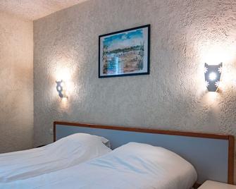 Logis Heraclee - Saint-Gilles - Schlafzimmer
