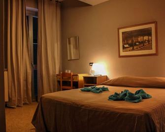 Hotel Pino - Lerici - Bedroom