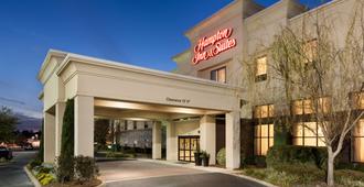 Hampton Inn & Suites Dothan - Dothan - Building