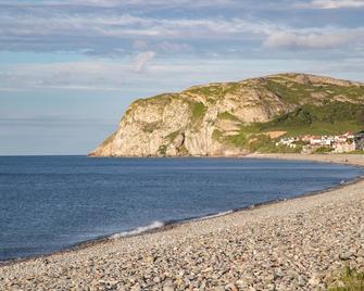 The Seafront Hotel by Compass Hospitality - Llandudno - Beach