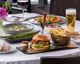 Mövenpick Hotel Amsterdam City Centre - Ámsterdam - Restaurante