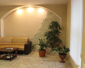 Yunost Hotel - Brest - Lobby