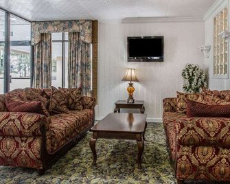 Econo Lodge Douglas - Douglas - Obývací pokoj