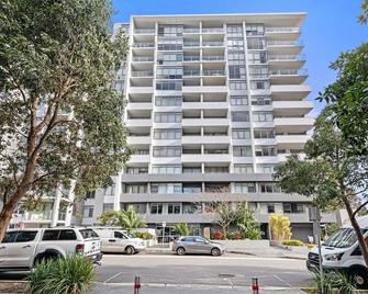 Astra Apartments Macquarie Park - Marsfield - Building