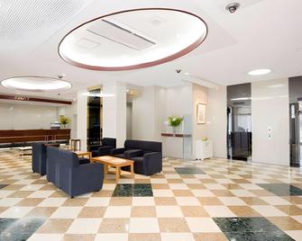 Hotel Unisite Mutsu - Муцу - Лоббі