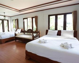 Taksina Garden Resort - Ban Patirup Thidin - Habitación