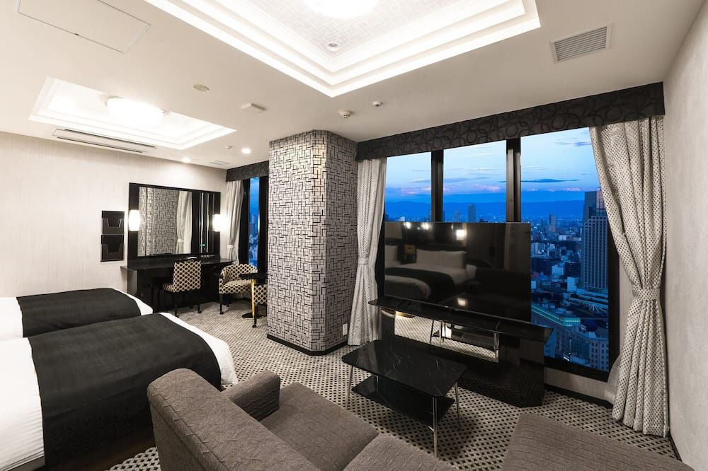 APA Hotel & Resort〈Osaka Namba Ekimae Tower〉 - Osaka - Living room