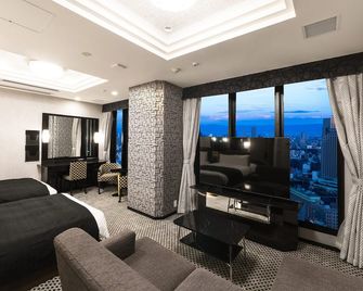 APA Hotel & Resort〈Osaka Namba Ekimae Tower〉 - Osaka - Living room