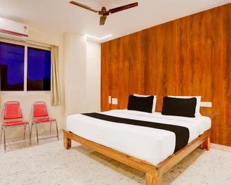 Townhouse Sri Padmavati Ammavaari Temple Formerly Hotel Rama Grand - Tirupati - Kamar Tidur