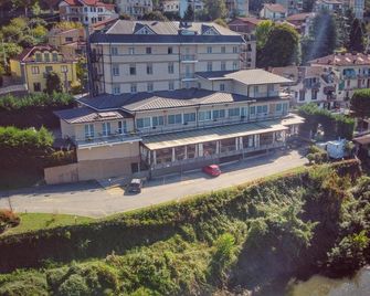 Best Quality Hotel La Darsena - Moncalieri - Bâtiment