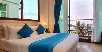 Huvan Beach Hotel at Hulhumale - Malé - Bedroom