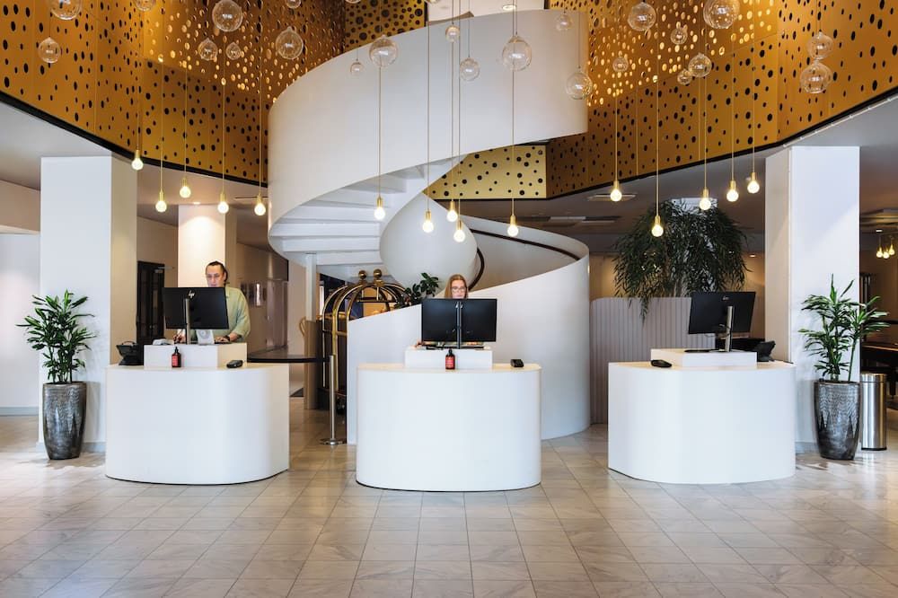 Hotel C Stockholm, an Ascend Collection Hotel - שטוקהולם - דלפק קבלה