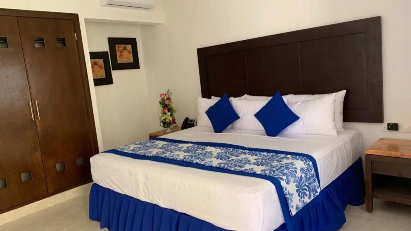 Hotel Catedral Valladolid Yucatan