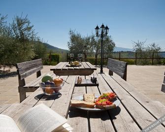 Tenuta di Forte Sorgnano - Gualdo Cattaneo - Patio