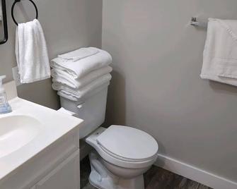 Comfortable 2 bedroom house with 4 beds - Ava