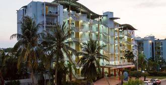 Cullen Bay Resorts - Darwin - Toà nhà