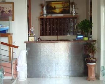 Hotel Miramare - Pylos - Rezeption