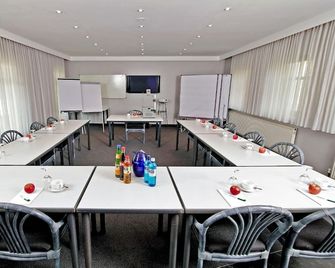 Art-Hotel Erlangen - Erlangen - Sala de reuniones