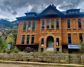 AlpenGlow Cottage, stream-front in Silver Plume - Silver Plume - Edificio