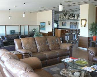 Hotel Delta Yss - Gebze - Huiskamer