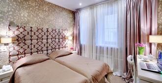 Hotel De Paris - Moscow - Bedroom