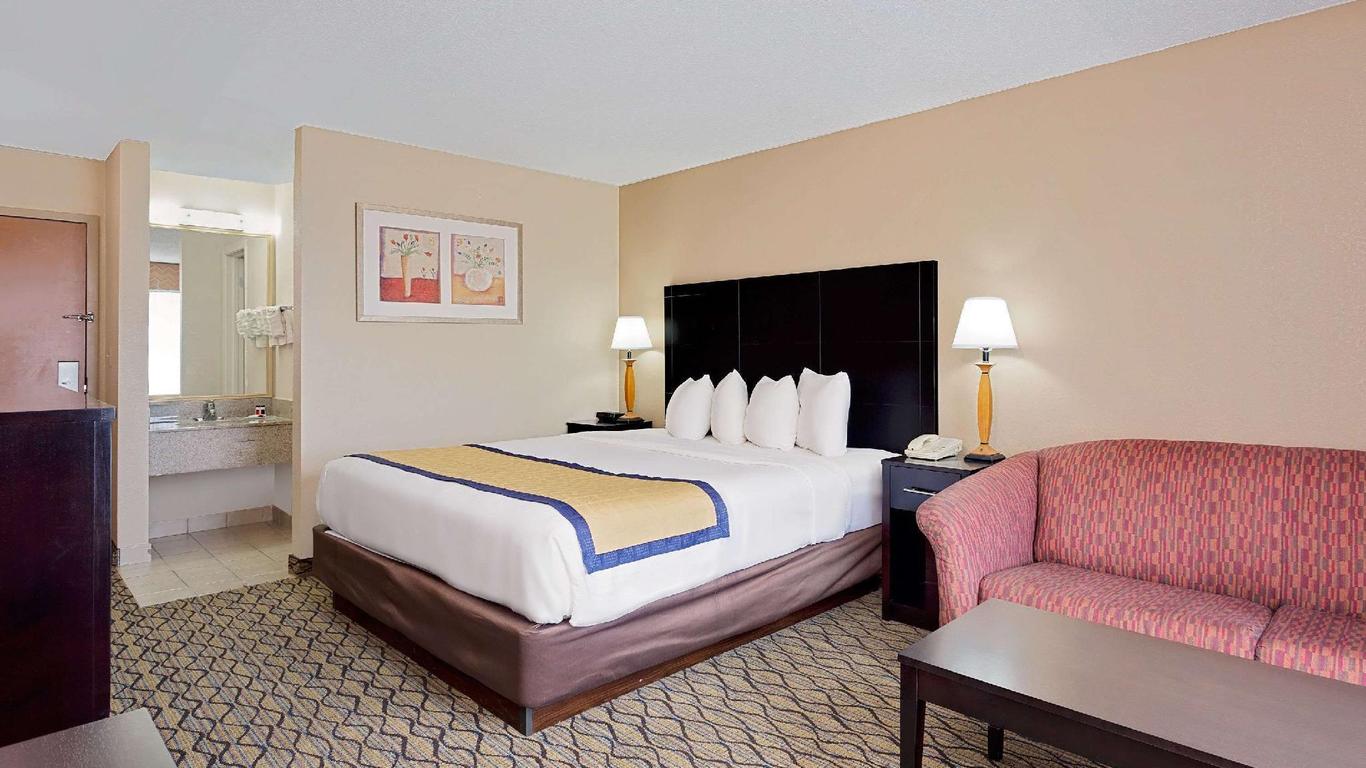 Baymont Inn & Suites Kalamazoo East
