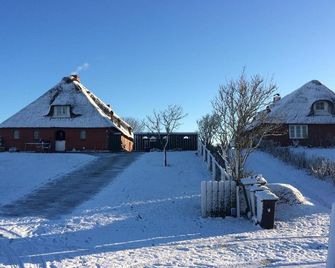 North Sea Near Apartment under thatch - Ockholm - Edificio