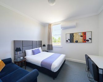 The Hallows Accommodation - Bathurst
