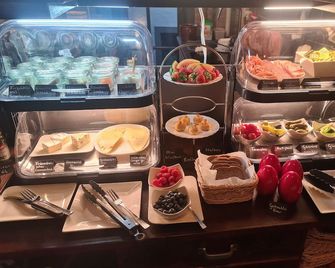 Hotel b&b altes hinterhäusel - Freiberg - Buffet