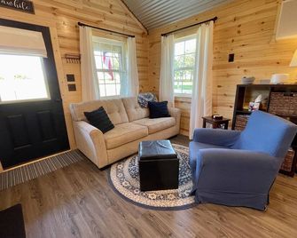 Tiny House on the Farm - Grandview - Sala de estar