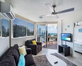 Sandcastles Mooloolaba - Mooloolaba - Living room