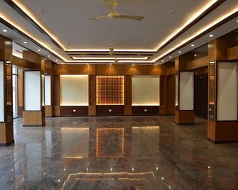 Jjk Rukmini Vilas Hotels And Banquets - Muzaffarpur - Lobby