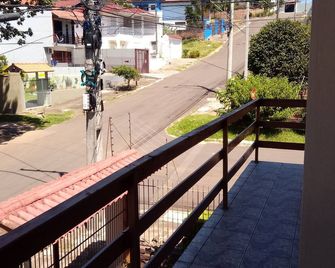 Hospedaria das Azaleias - Novo Hamburgo - Balcony