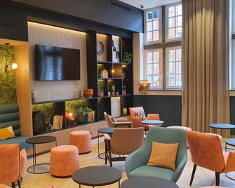 B&B HOTEL Hasselt - Гасселт - Лаунж