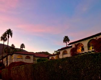 Best Western Plus Las Brisas Hotel - Palm Springs - Outdoor view
