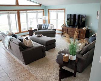 Amazing Buckeye Lake Getaway! Premium Location! - Millersport - Sala de estar