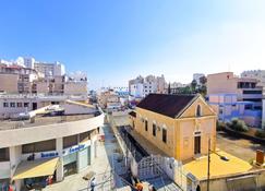 Vasilo Court Seaview City Apartment - Larnaca - Outdoors view