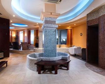Alexandros Palace - Trypiti - Lobby