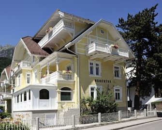 Hotel Garni Hubertus - Fulpmes - Edifício