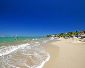 Quiet sea-views condo with balcony, on 2 floors, with pool/internet/cable TV/ AC - Cabarete - Plaża