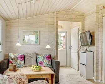 Holiday Home Topi - 15m from the sea in Funen by Interhome - Bogense - Wohnzimmer